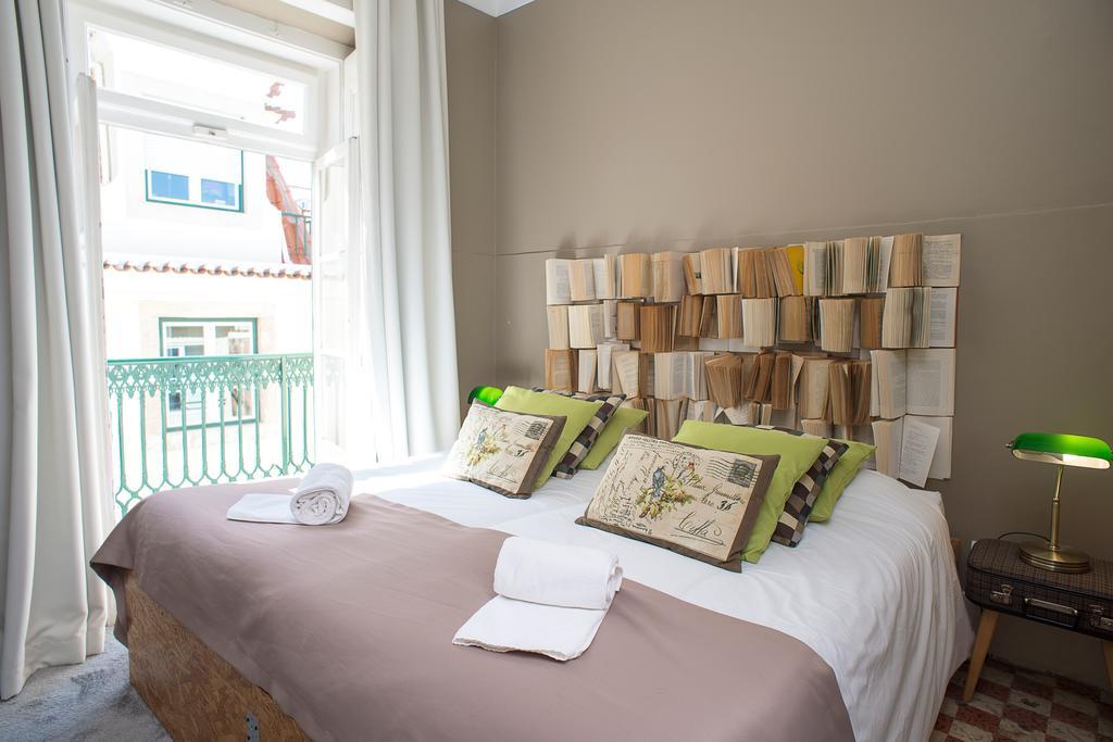 No Limit Bairro Alto Hostel Lisbon Bagian luar foto