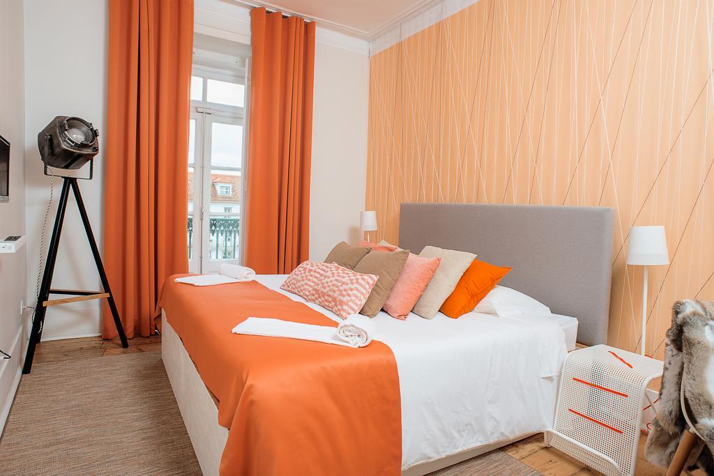 No Limit Bairro Alto Hostel Lisbon Bagian luar foto