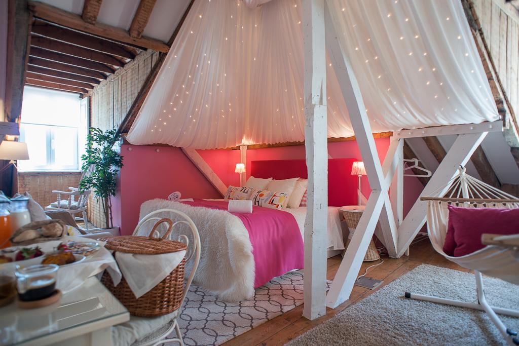 No Limit Bairro Alto Hostel Lisbon Bagian luar foto